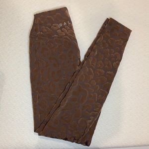 Balance Athletica Lux Leggings - Panther Earth